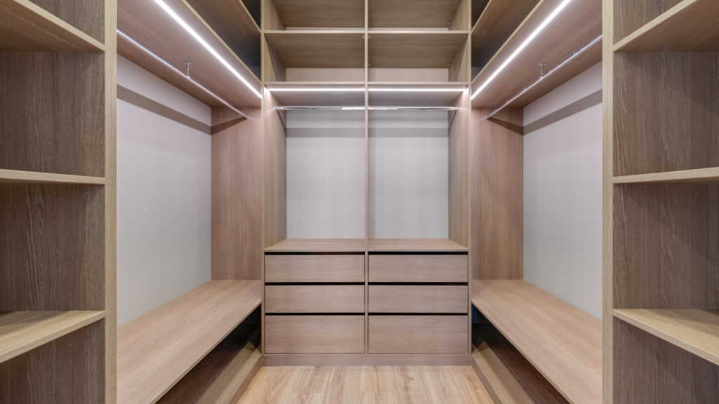 Tipos de puertas para armarios empotrados - vestidor Tipos de puertas para armarios empotrados - vestidor