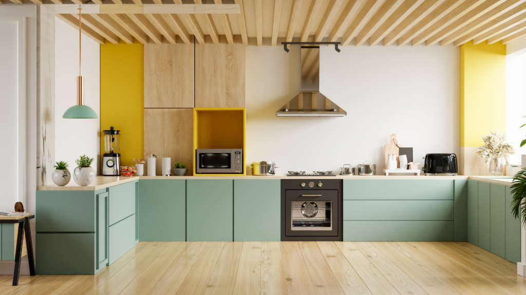 Tipos de muebles de cocina - mueble sobreencimera Cocina con muebles bajos verdes, muebles altos de madera y un hueco amarillo sobre la encimera